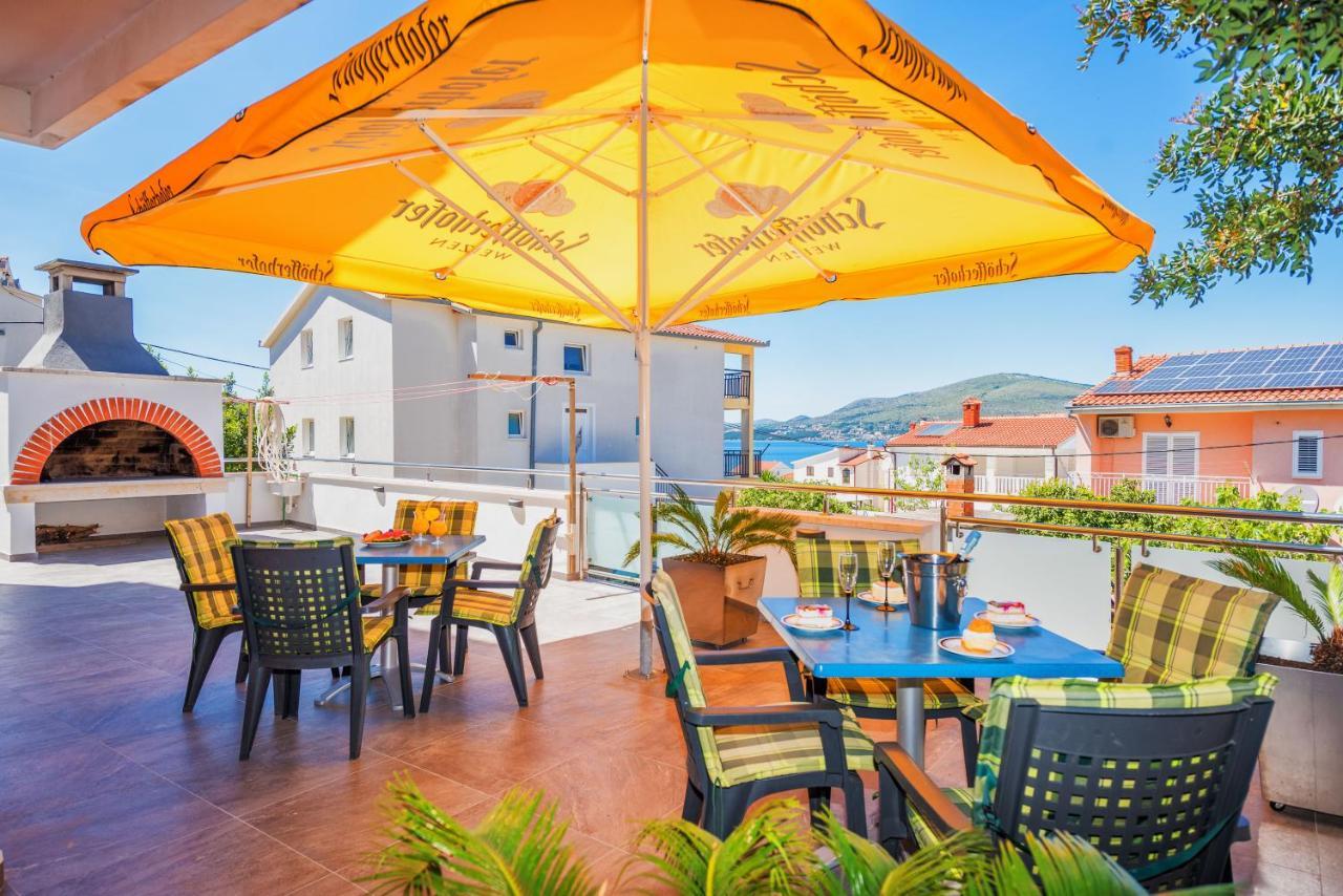 Villa Mihaela Trogir Dış mekan fotoğraf