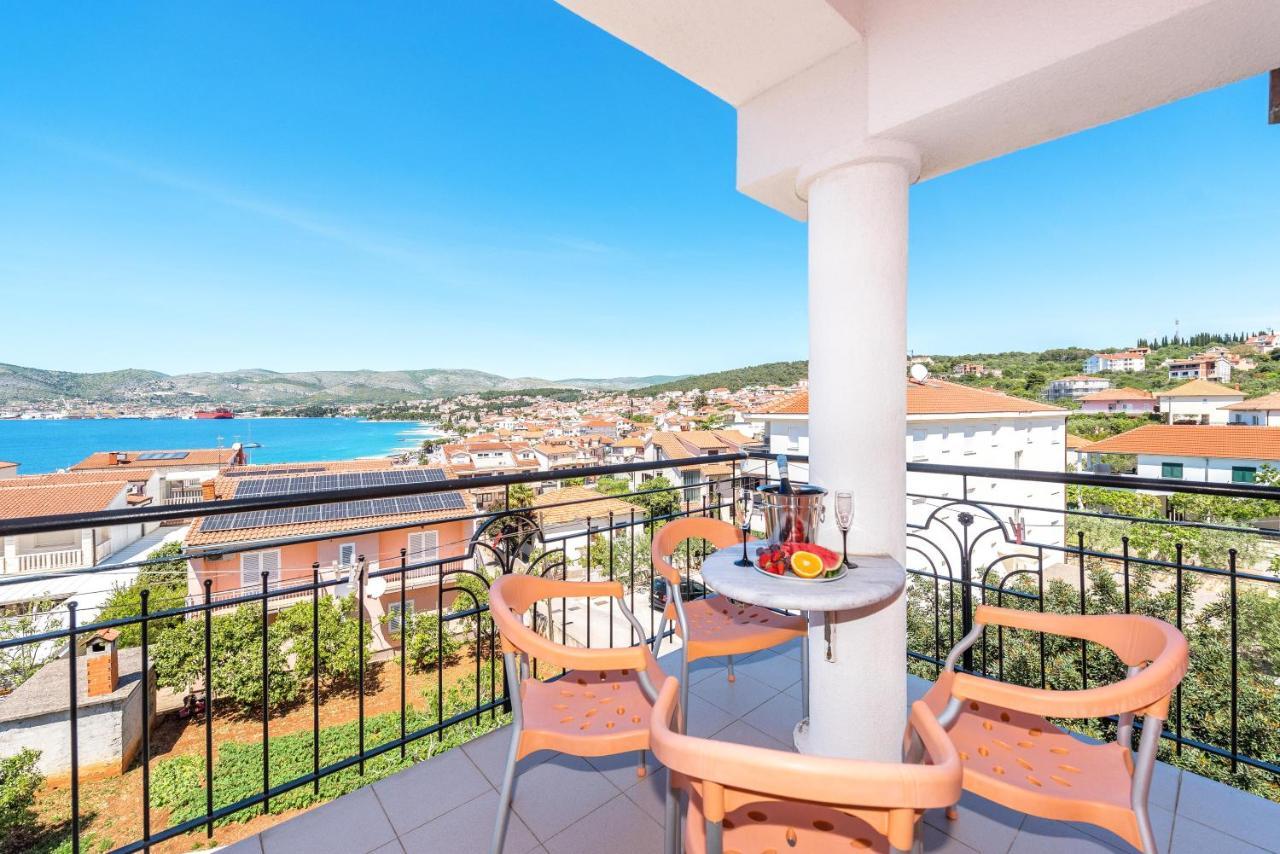 Villa Mihaela Trogir Dış mekan fotoğraf
