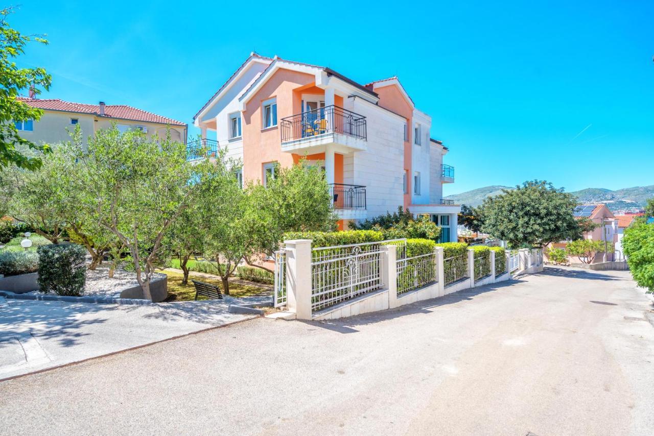 Villa Mihaela Trogir Dış mekan fotoğraf